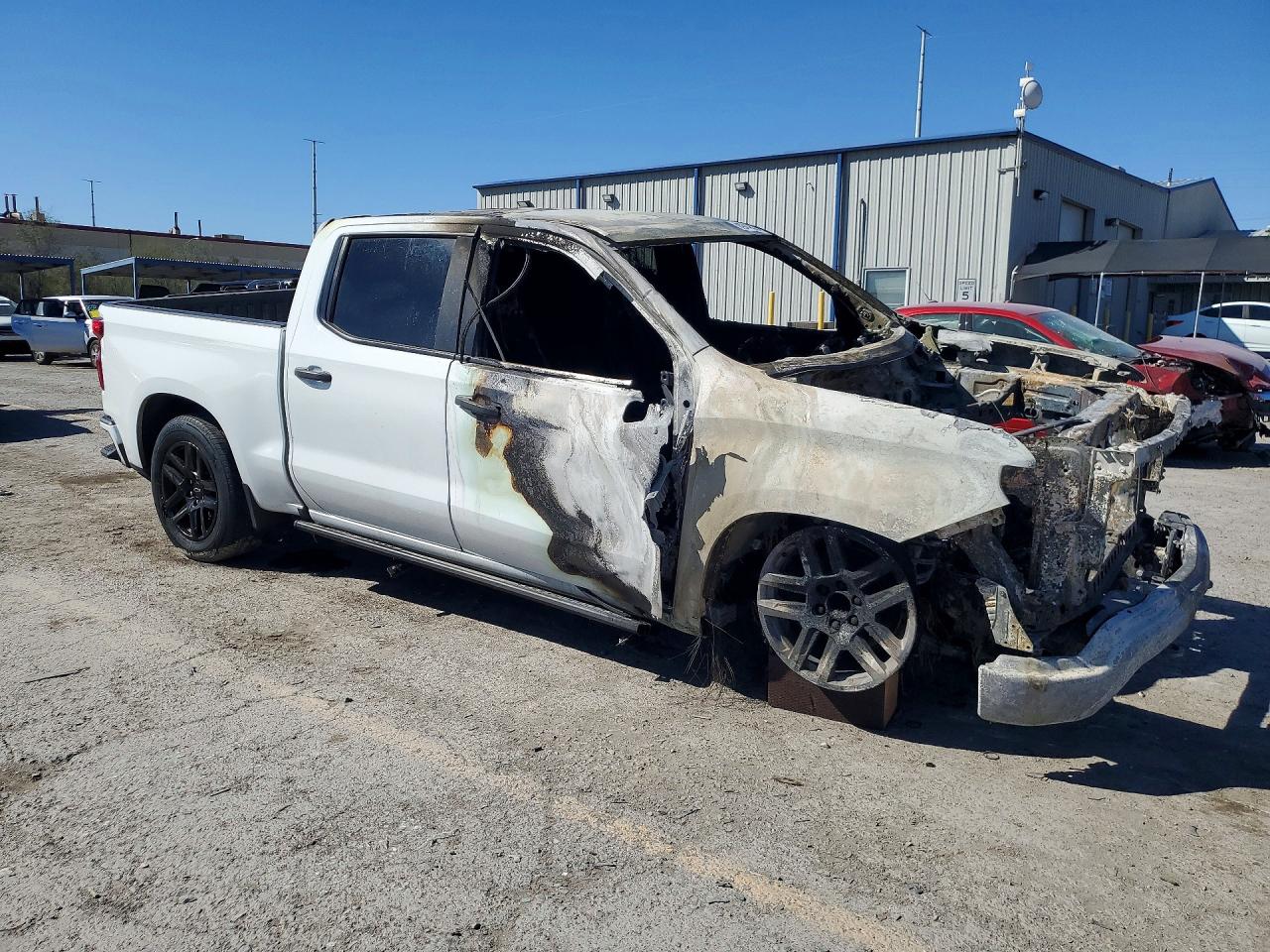 2024 Chevrolet Silverado VIN 3GCPABEK9RG203916 photo 4