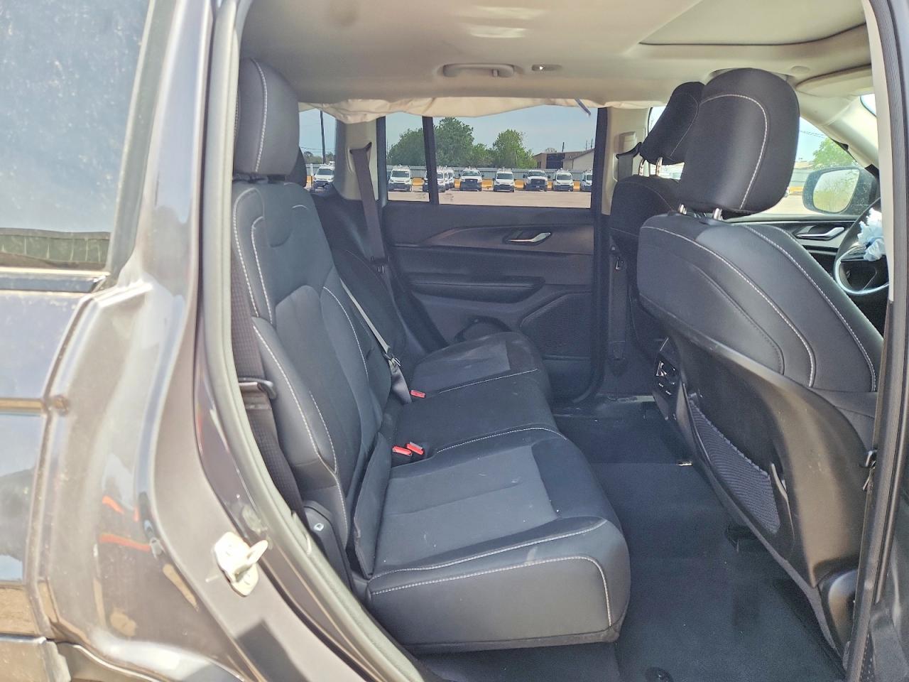 2023 Jeep Grand cher VIN 1C4RJGAG0P8902880 photo 11