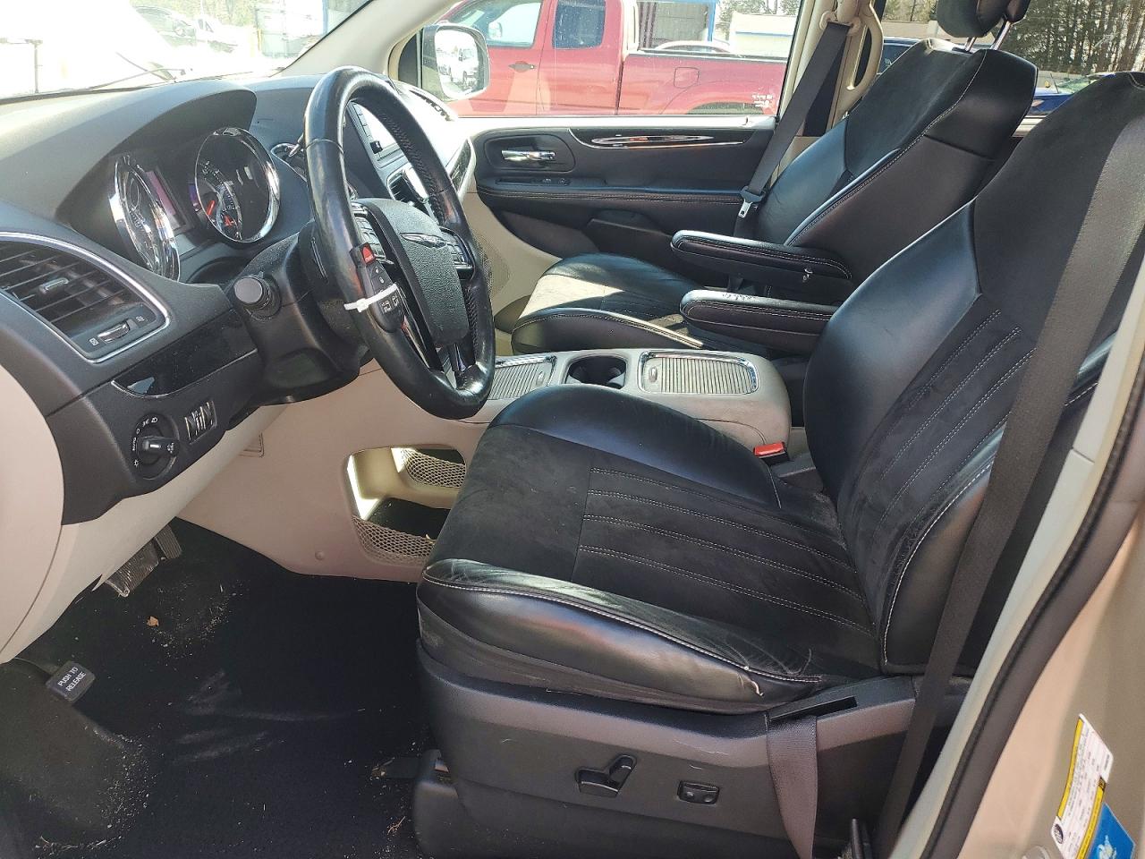 2015 Chrysler Minivan VIN 2C4RC1JG2FR698206 photo 7