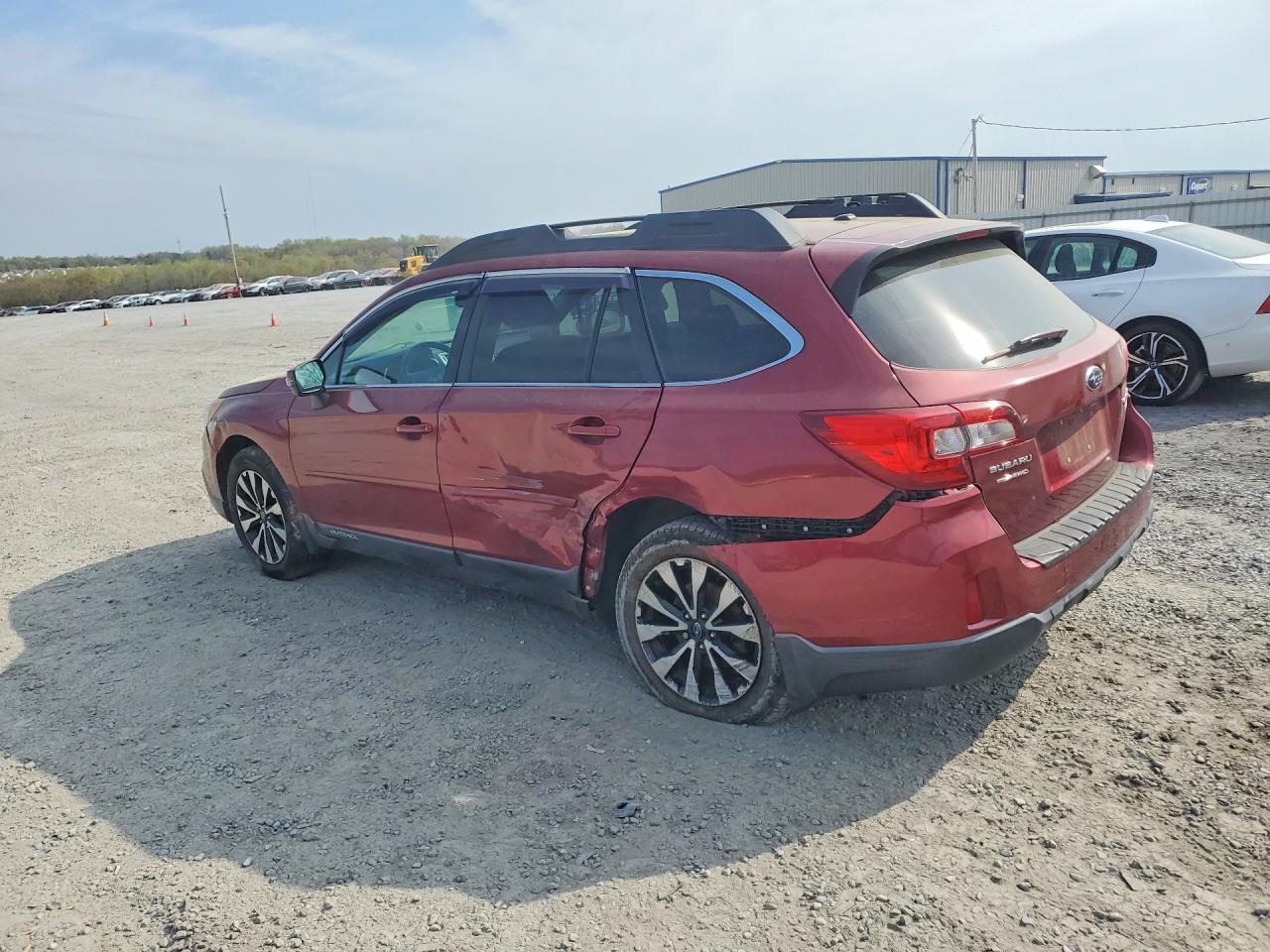 2015 Subaru Outback 2. VIN 4S4BSANC6F3298908 photo 2