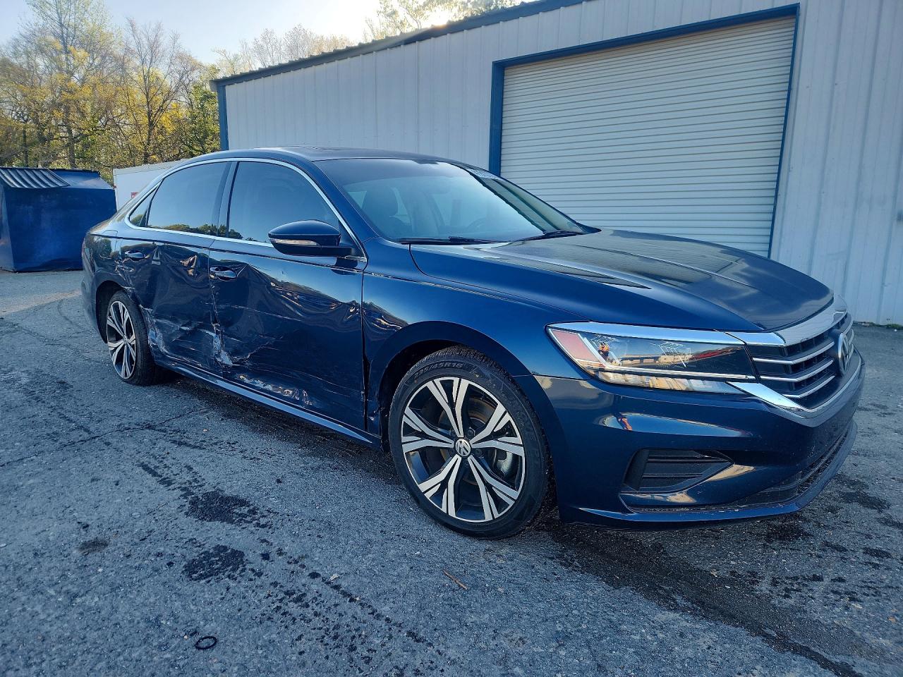 2021 Volkswagen Passat VIN 1VWSA7A38MC008212 photo 4