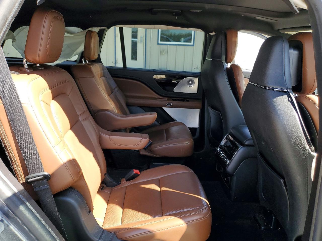 2022 Lincoln Aviator VIN 5LM5J7XC5NGL07909 photo 11