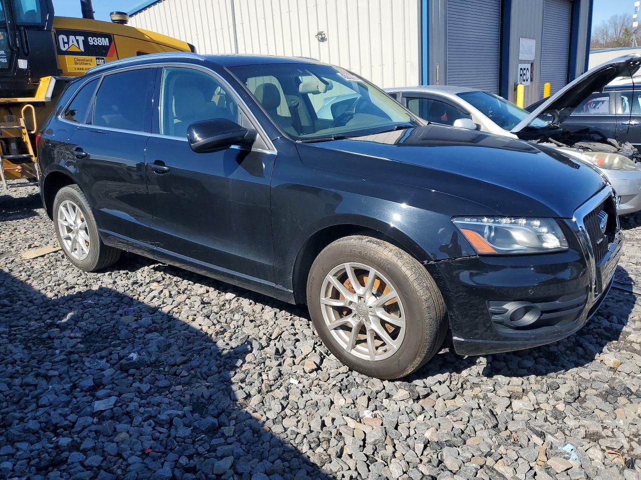 2010 Audi Q5 VIN WA1LKAFP2AA030138 photo 4