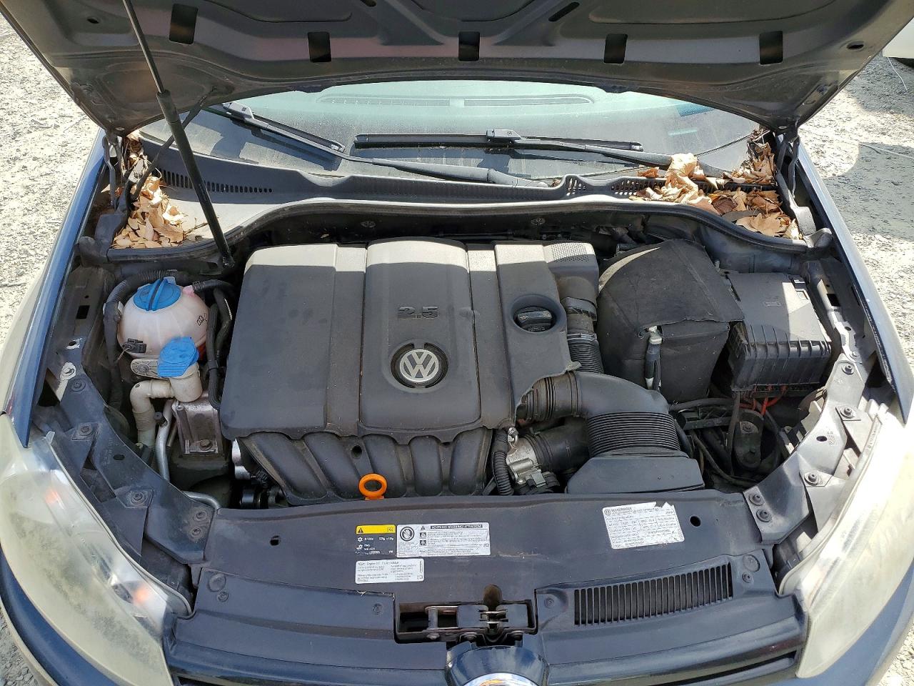 2013 Volkswagen Golf VIN WVWDB7AJ2DW097085 photo 11
