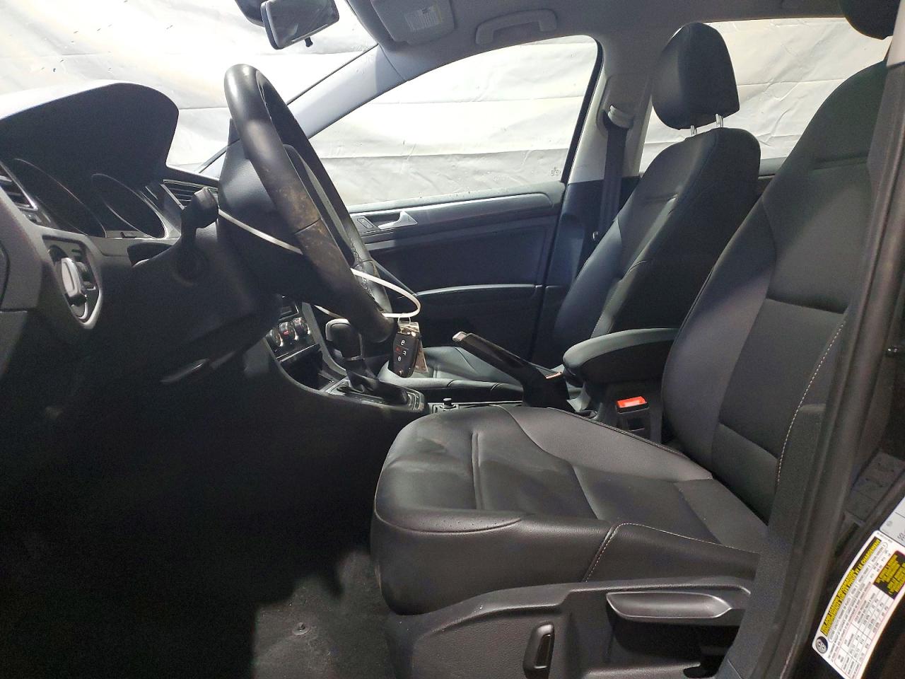 2019 Volkswagen Golf VIN 3VWG57AU7KM030443 photo 7