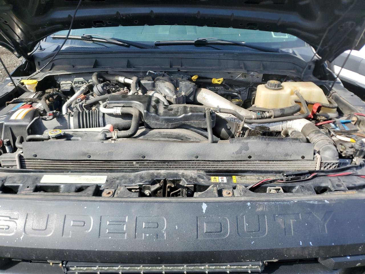 2014 Ford F450 VIN 1FT8W4DT5EEB21615 photo 11