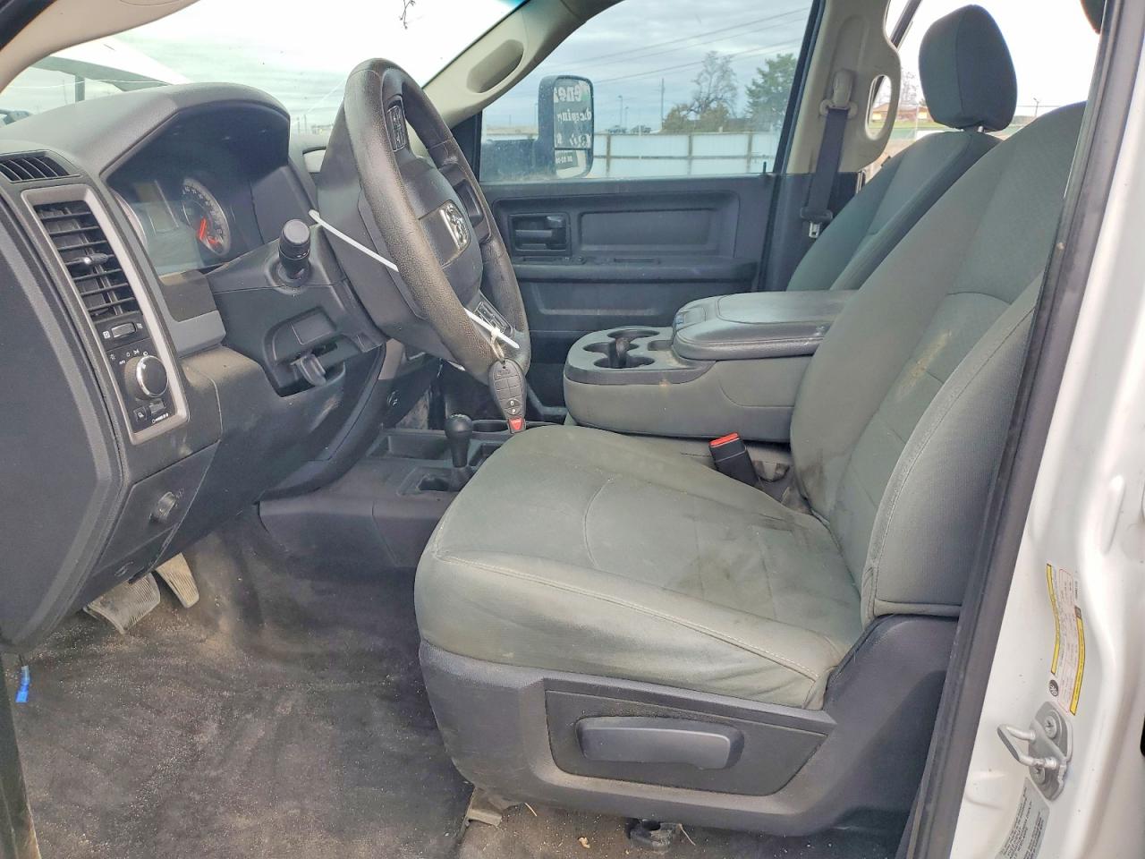 2017 Ram 2500 VIN 3C6UR5HLXHG663173 photo 7