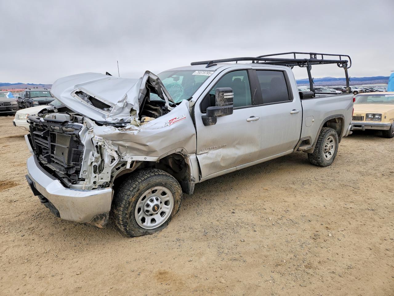 2021 Chev Silverado VIN 1GC4YNE78MF255849 photo 1