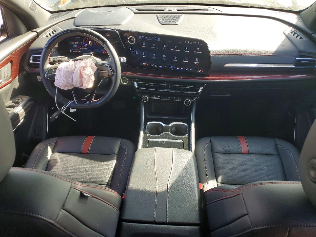 2024 Chevrolet Traverse VIN 1GNEVLKS6RJ148983 photo 8