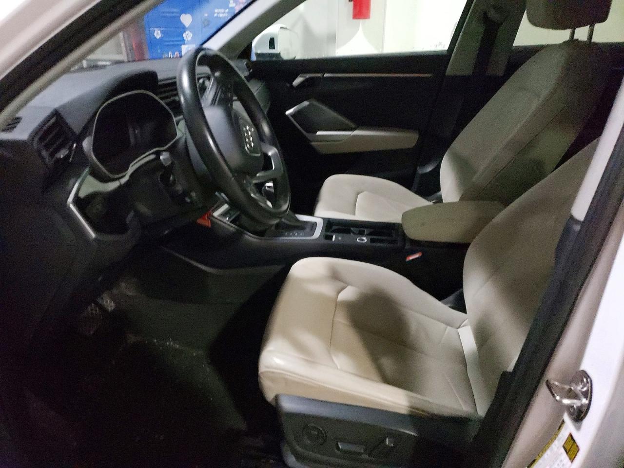 2023 Audi Q3 VIN WA1DECF30P1058324 photo 7