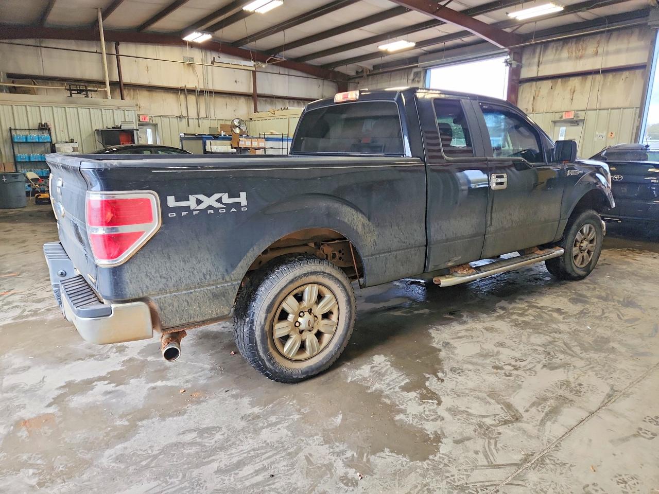 2011 Ford F150 VIN 1FTFX1EF1BFA03823 photo 3