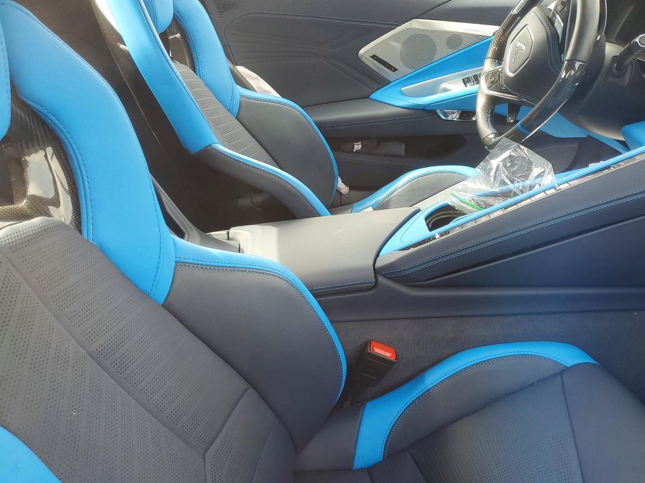 2025 Chevrolet Corvette VIN 1G1YF3D38S5602053 photo 10