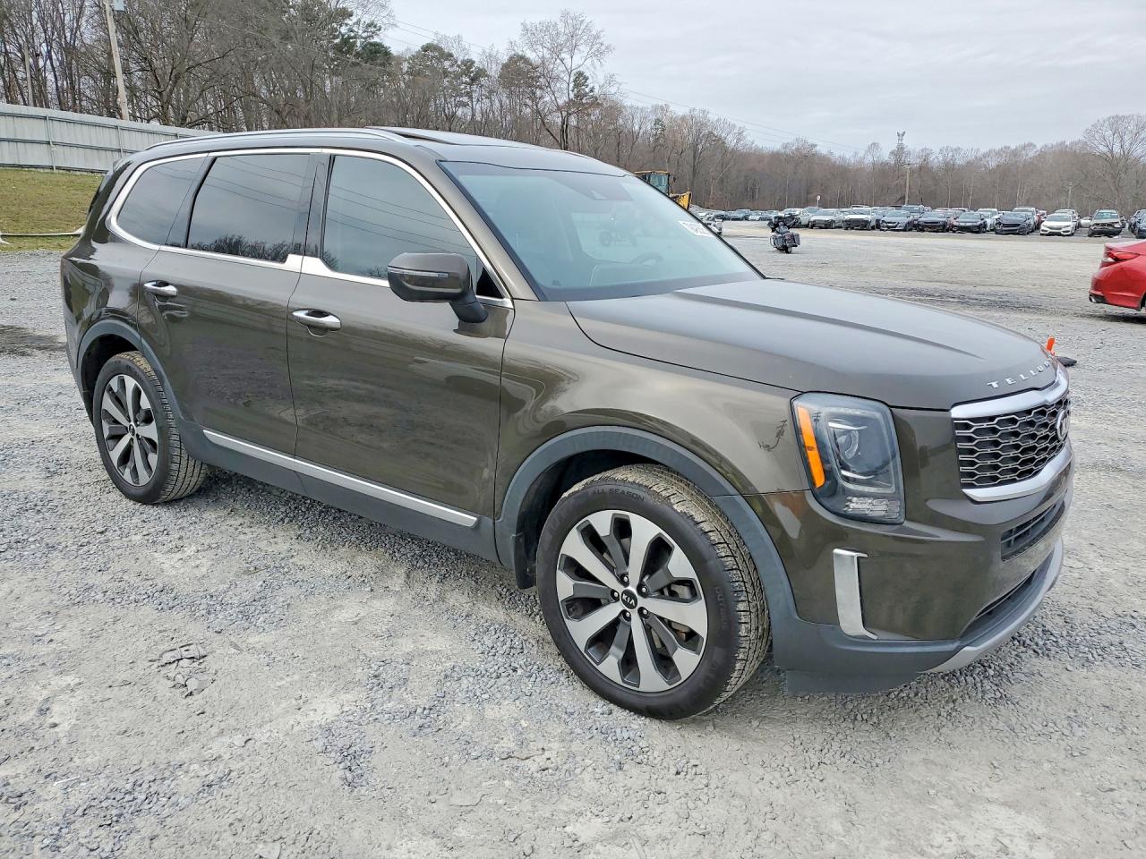 2021 KIA Telluride VIN 5XYP64HC8MG139537 photo 4