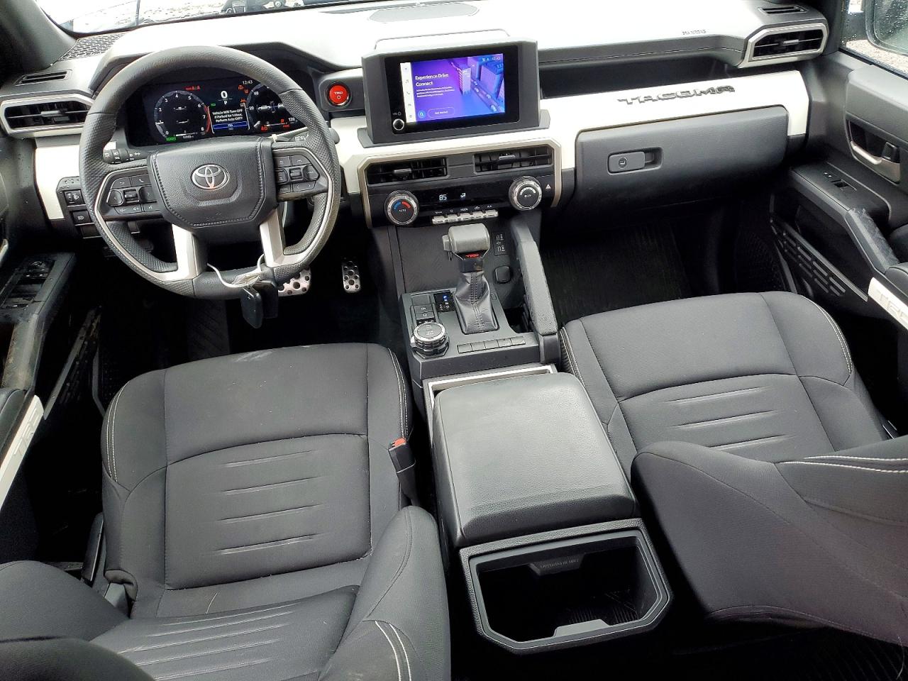 2024 Toyota Tacoma VIN 3TYLC5LNXRT004631 photo 8