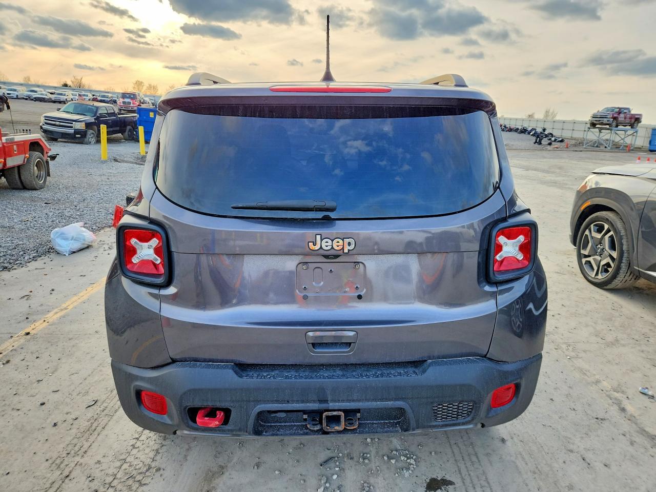 2021 Jeep Renegade VIN ZACNJDC14MPM36037 photo 6