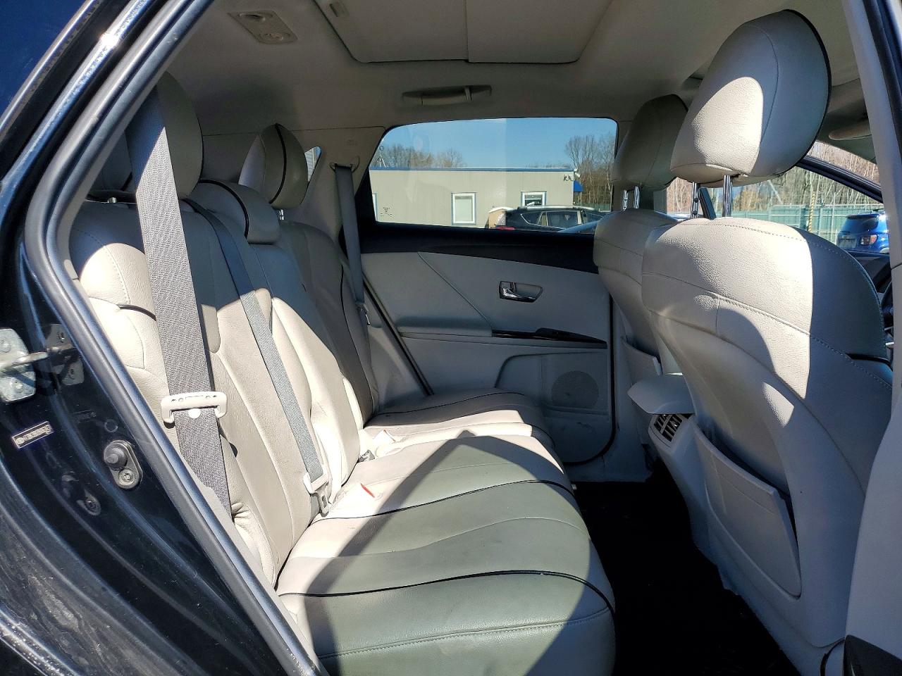 2011 Toyota Venza VIN 4T3BK3BB2BU063473 photo 11