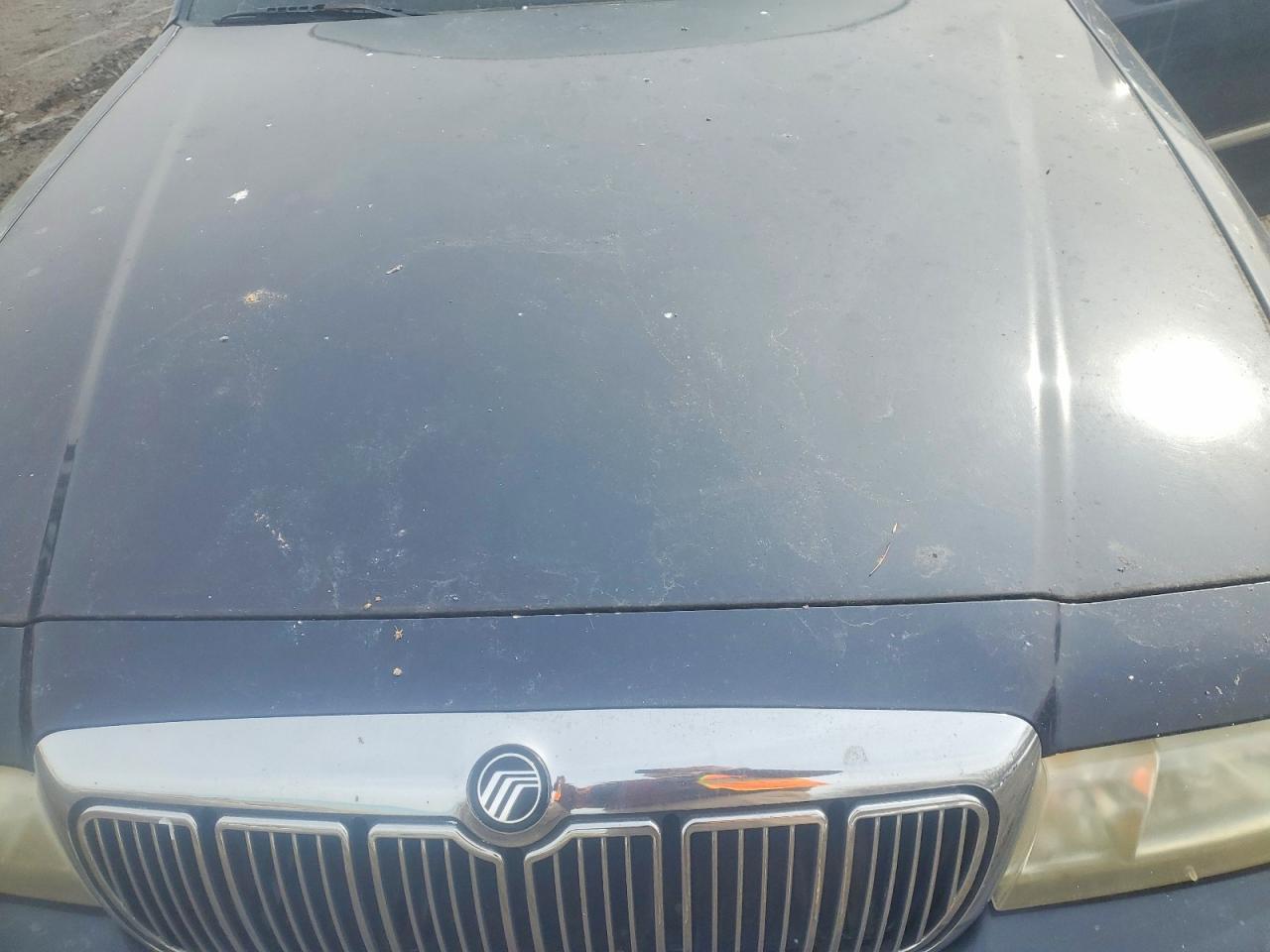 2000 Mercury Grand marquis VIN 2MEFM74W0YX683092 photo 11