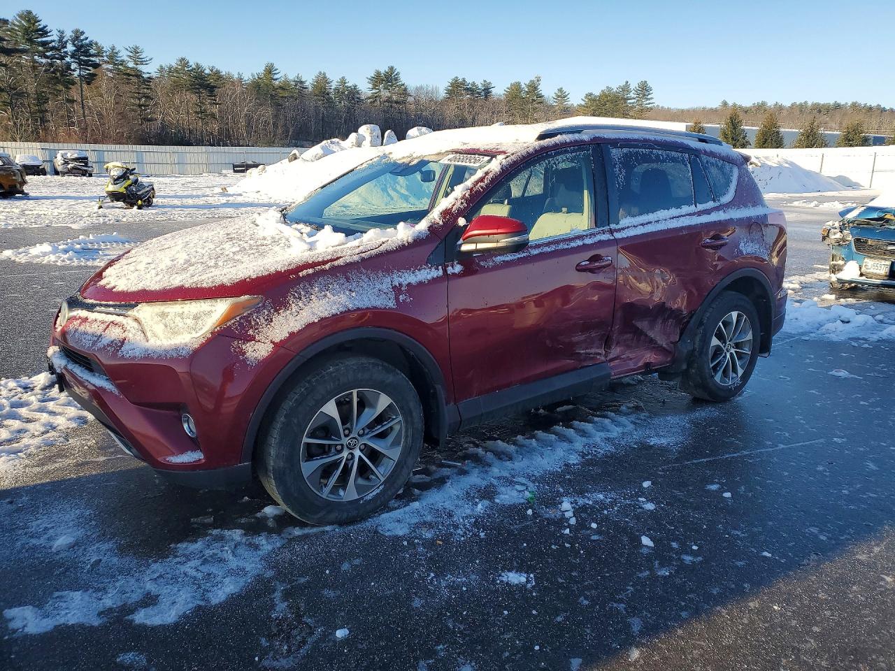 2018 Toyota Rav4 VIN JTMRJREV4JD173625 photo 1