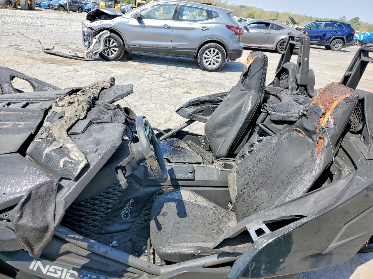 2019 Polaris Slingshot VIN 57XAAPFA0K8135663 photo 7