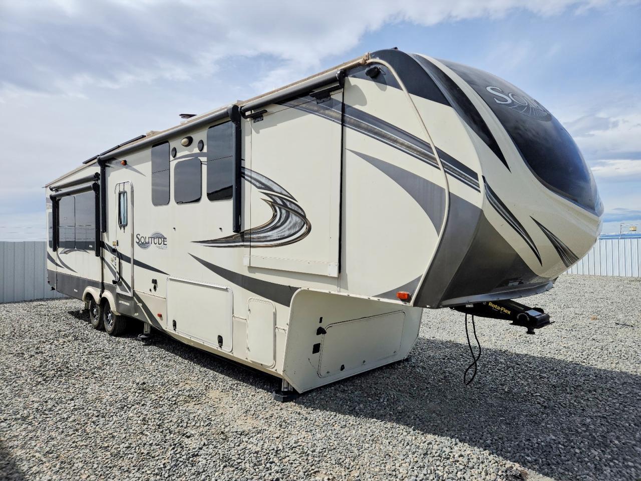 2019 GRAND Solitude VIN 573FS4326K9900627 photo 1