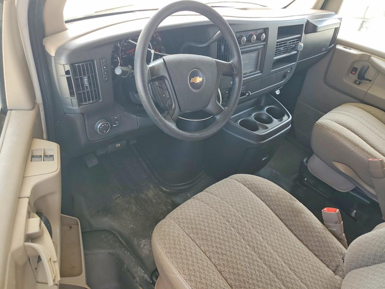 2008 CHEVROLET Express VIN 1GBKG31K481128158 photo 8