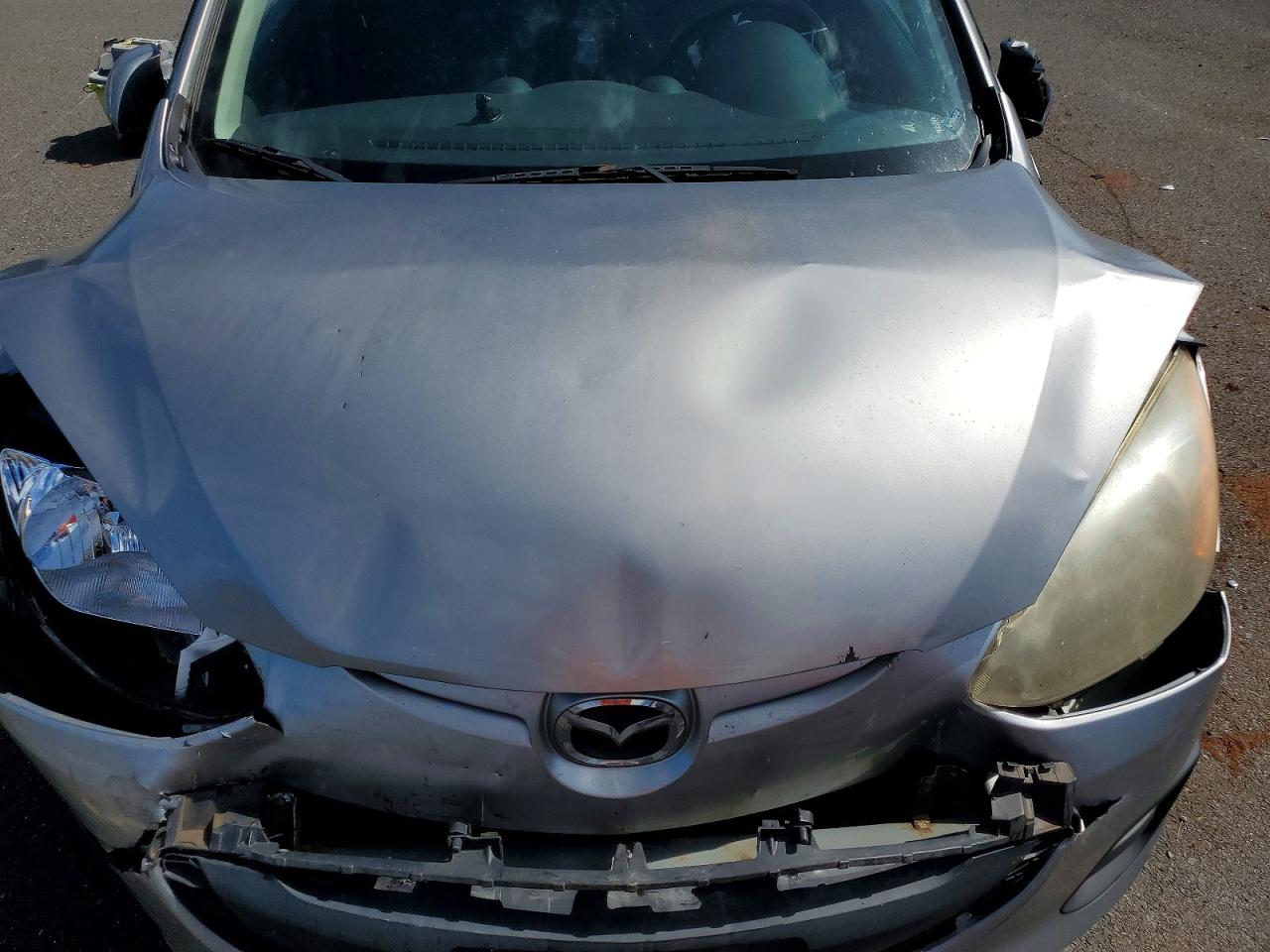 2012 Mazda 2 VIN JM1DE1KY8C0144671 photo 11