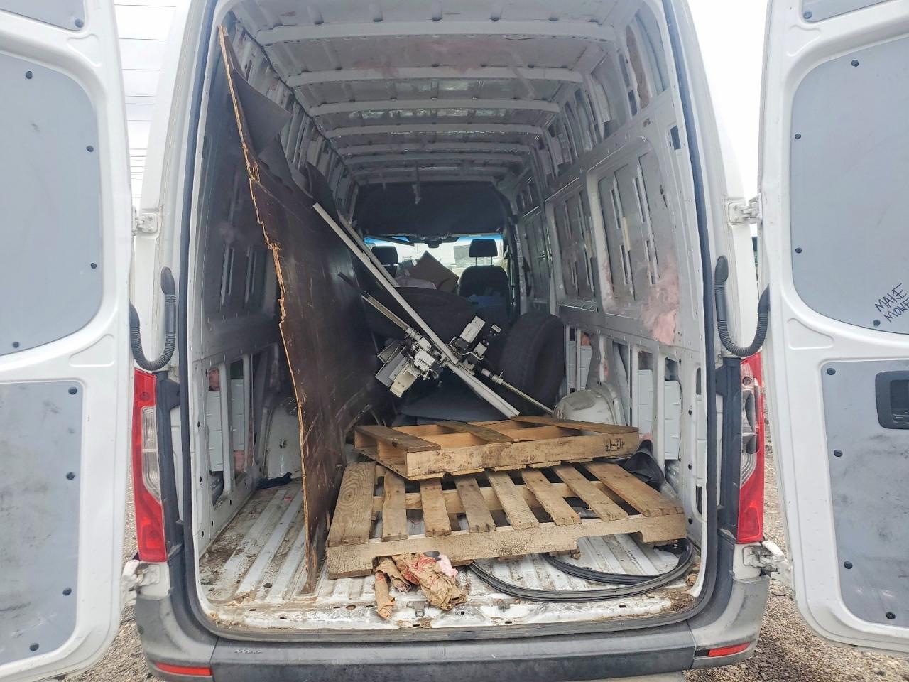 2019 FREIGHTLINER Sprinter VIN WDYPF1CD9KT005494 photo 10