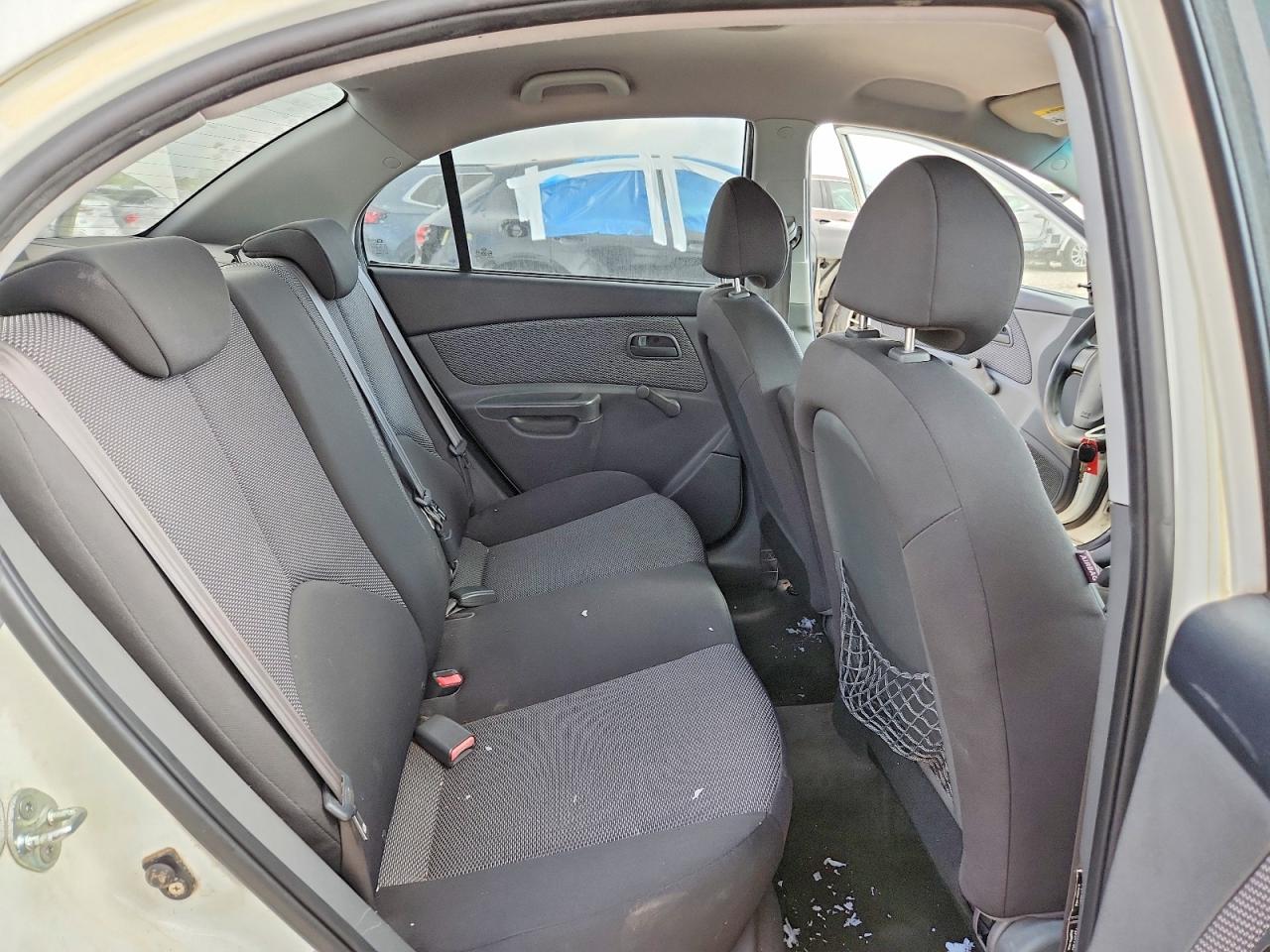 2009 Kia Rio VIN KNADE223596477004 photo 10