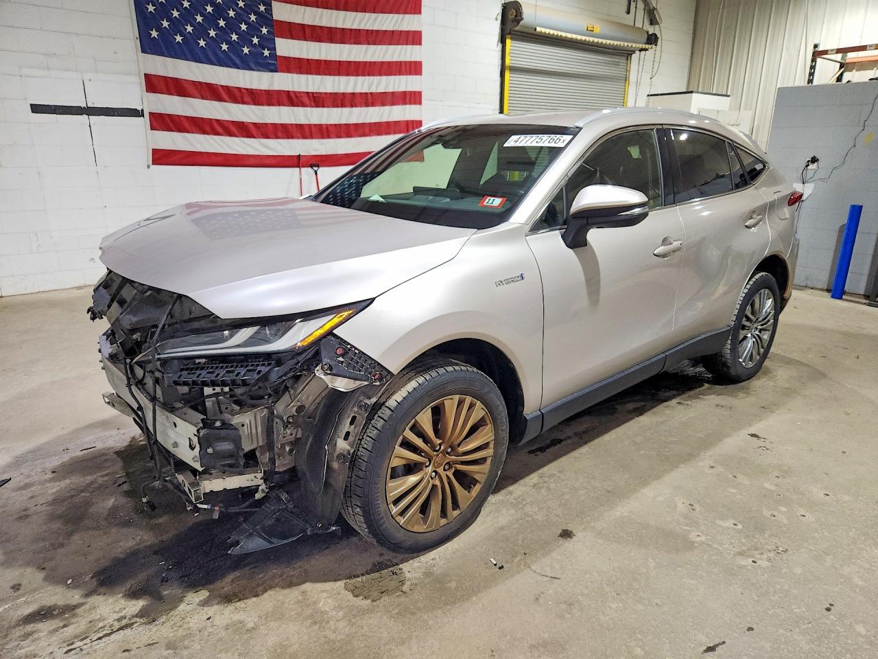 2021 Toyota Venza VIN JTEAAAAH0MJ040151 photo 1