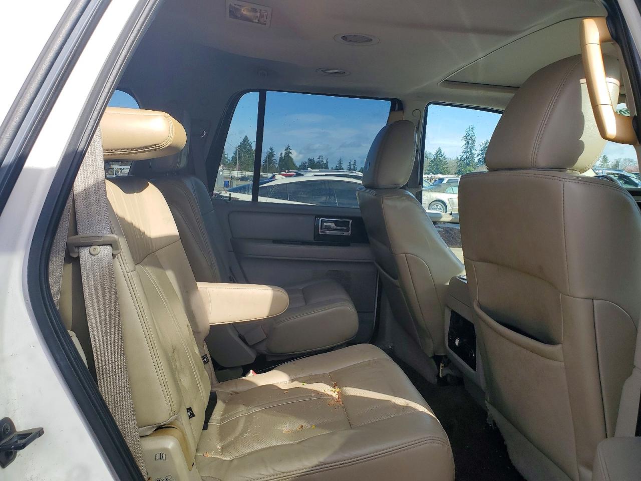 2015 Lincoln Navigator VIN 5LMJJ2HT2FEJ02416 photo 11