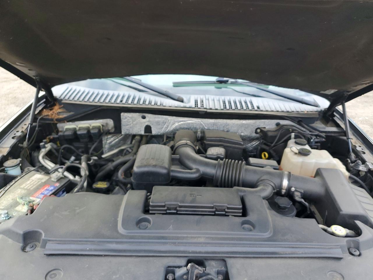 2010 Ford Expedition VIN 1FMJU1J55AEB62067 photo 11