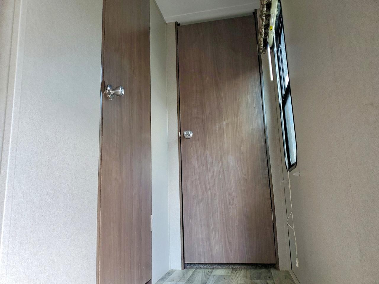 2018 KEYSTONE Hideout VIN 4YDF31526J7245120 photo 5