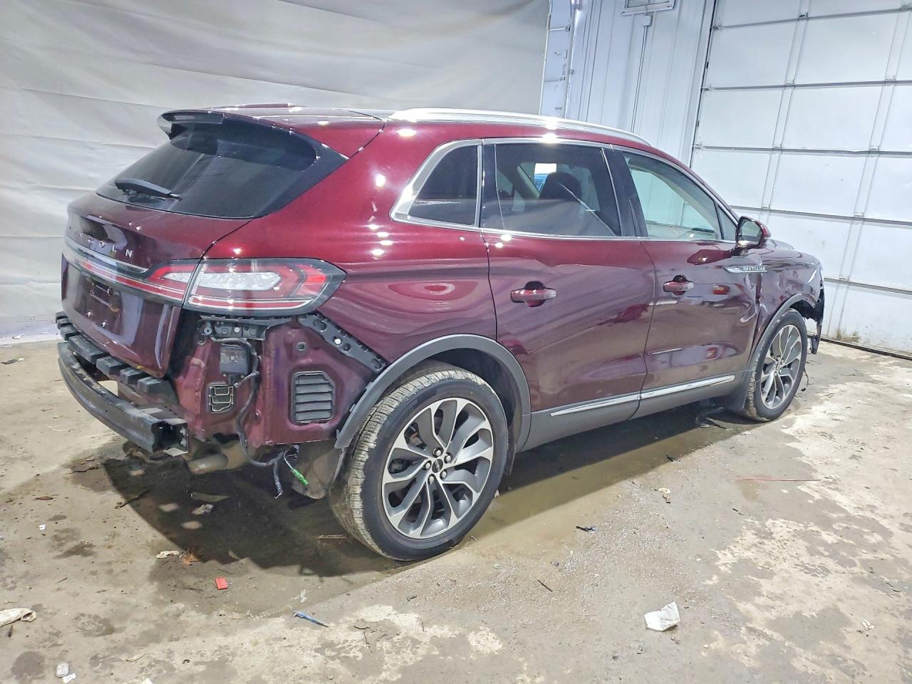 2022 Lincoln Nautilus VIN 2LMPJ8K93NBL12616 photo 3