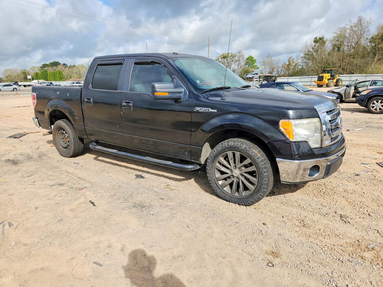 2010 Ford F150 VIN 1FTFW1CVXAFA85174 photo 4