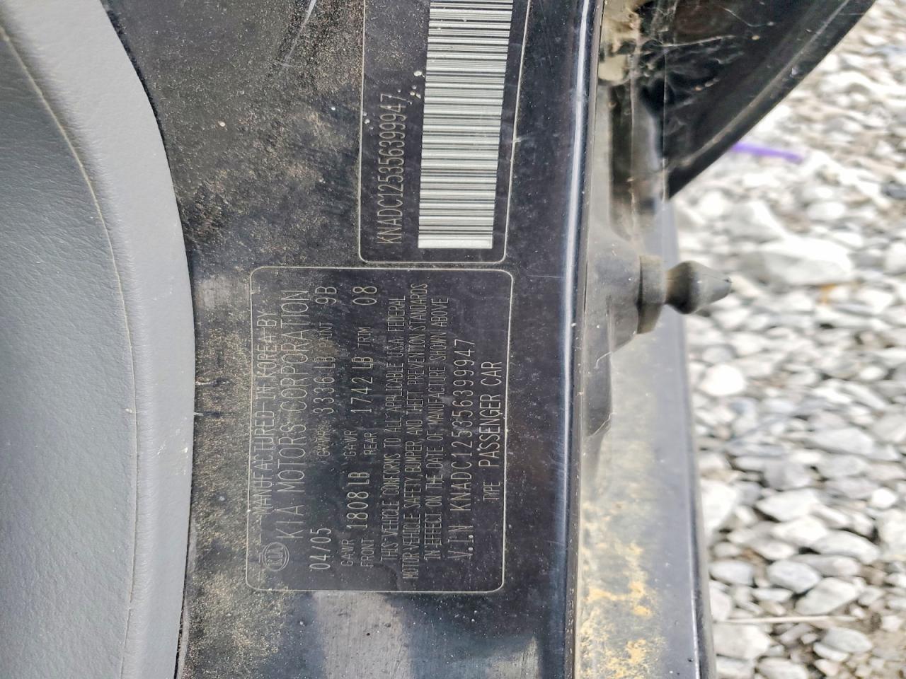 2005 Kia Rio VIN KNADC125356399947 photo 12