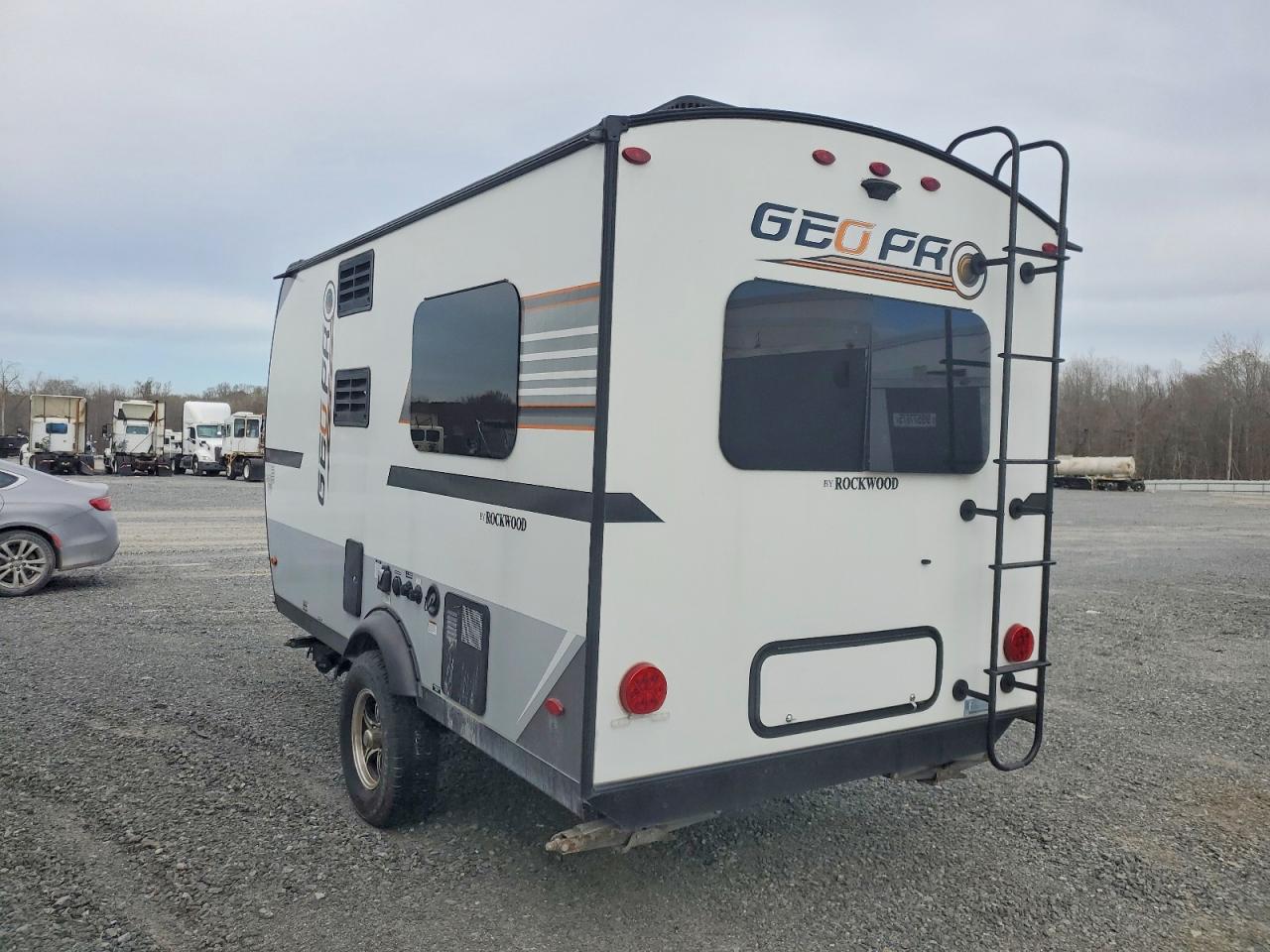 2019 FOREST Recreation VIN 5ZT2RSDC5K3007248 photo 3