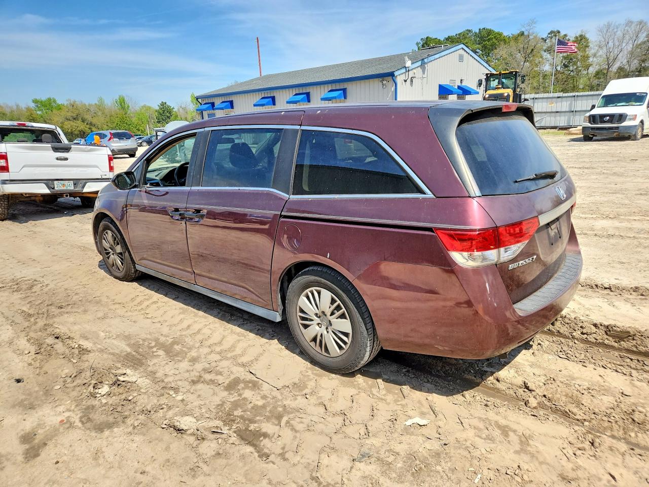 2014 Honda Odyssey l VIN 5FNRL5H2XEB086024 photo 2