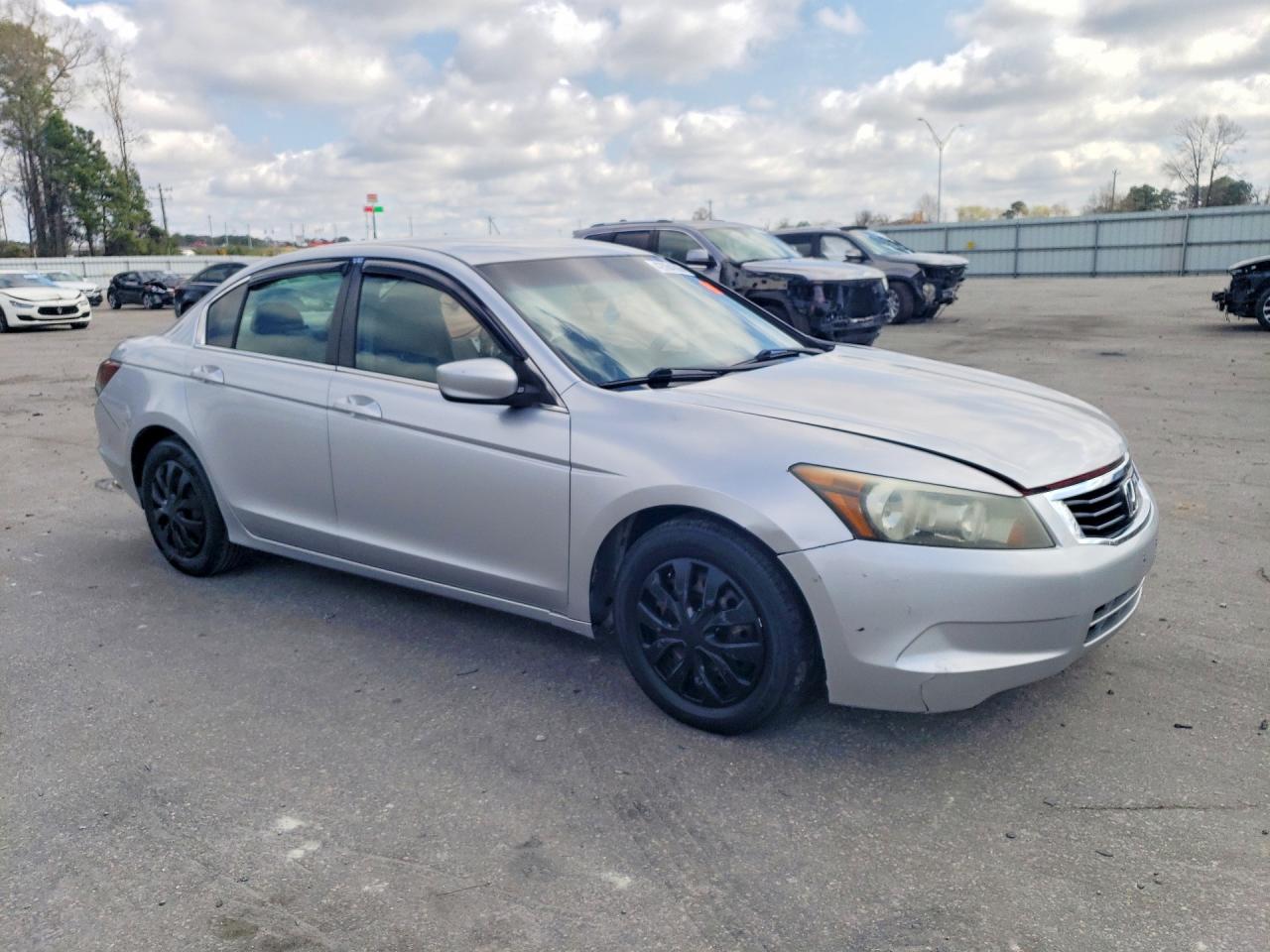 2009 Honda Accord lx VIN 1HGCP26309A138362 photo 4