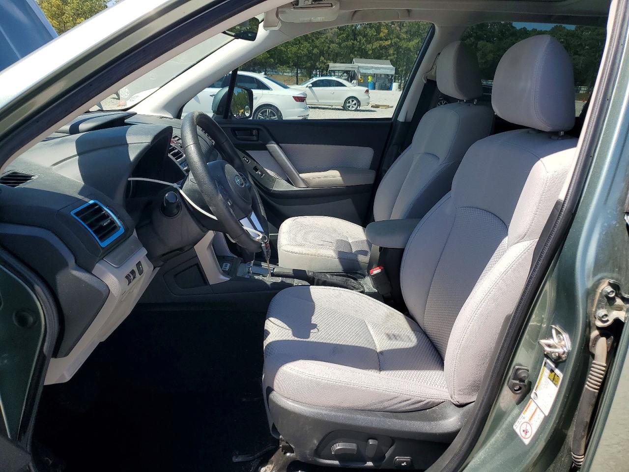 2018 Subaru Forester VIN JF2SJAEC9JH561140 photo 7