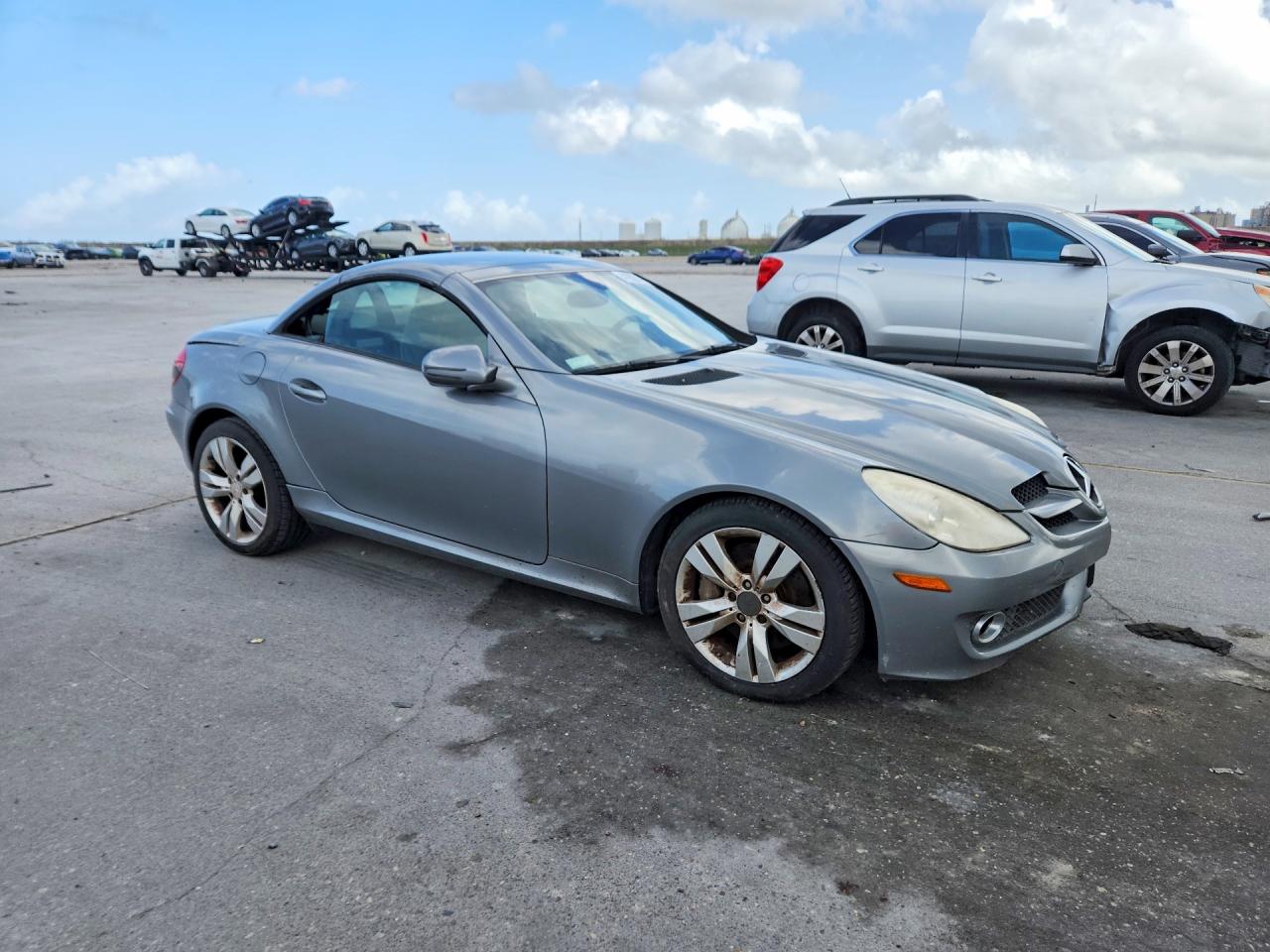 2009 Mercedes-Benz Slk VIN WDBWK58F99F191226 photo 4