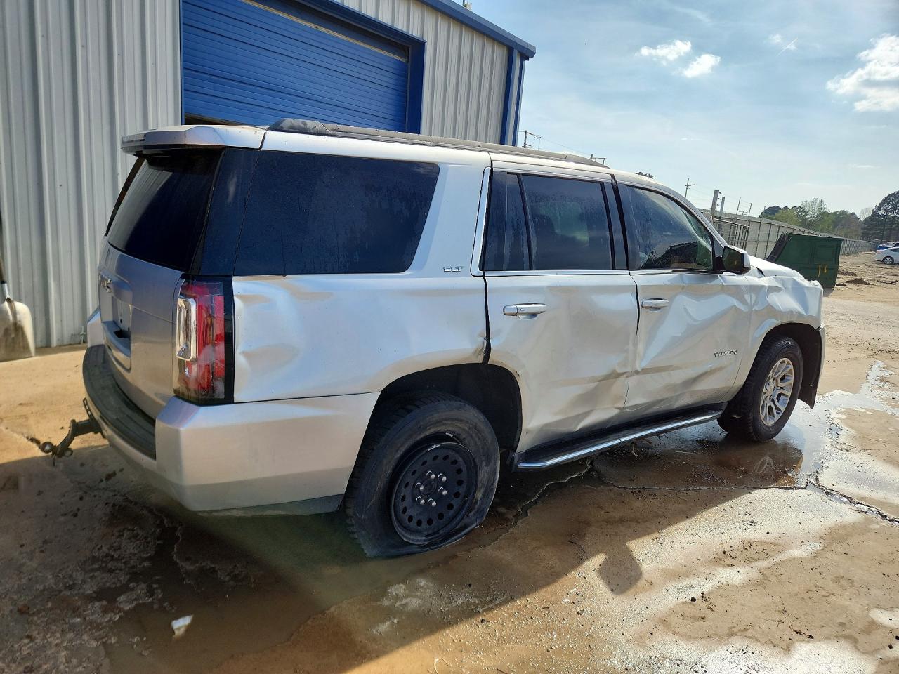 2018 GMC Yukon VIN 1GKS2BKCXJR302466 photo 3