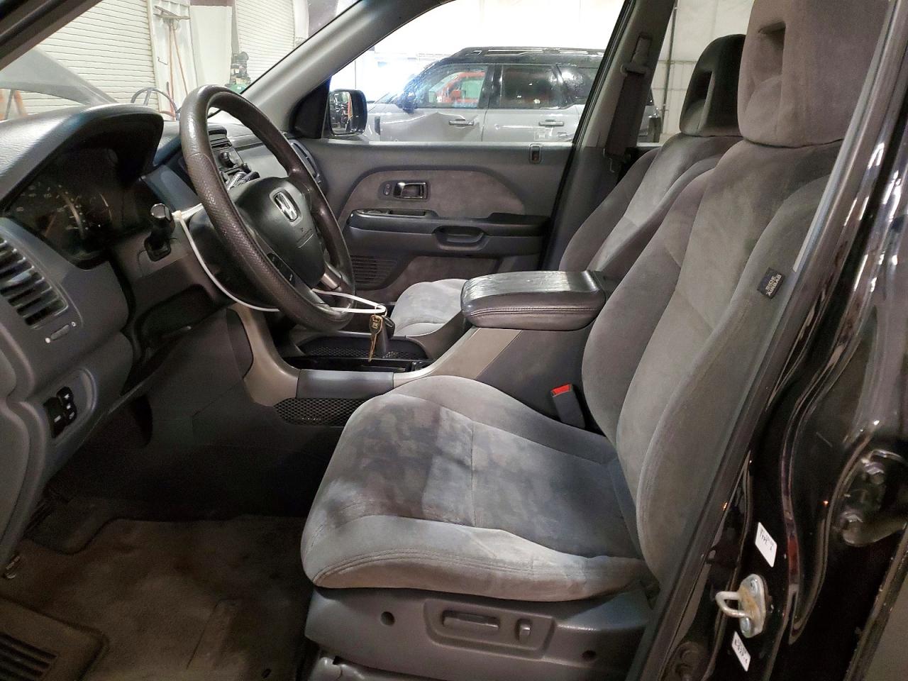 2004 Honda Pilot VIN 2HKYF18404H559457 photo 7