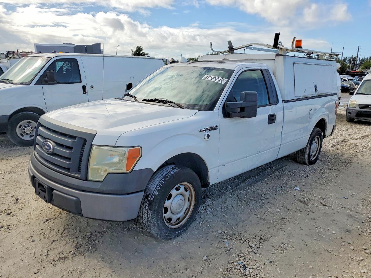 2010 Ford F150 VIN 1FTMF1CW6AKC08685 photo 1