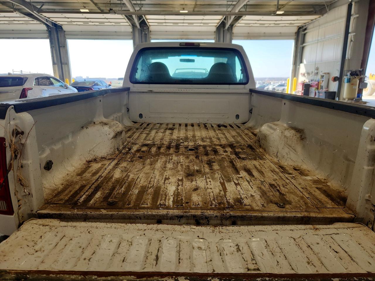 2003 Ford F250 VIN 1FTNF21L23EA48695 photo 10