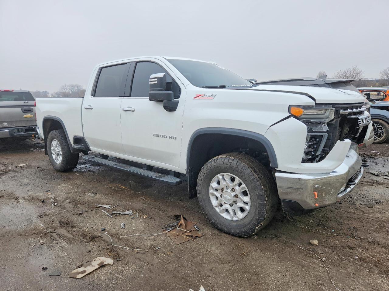 2020 Chev Silverado VIN 1GC1YPEY8LF271183 photo 4