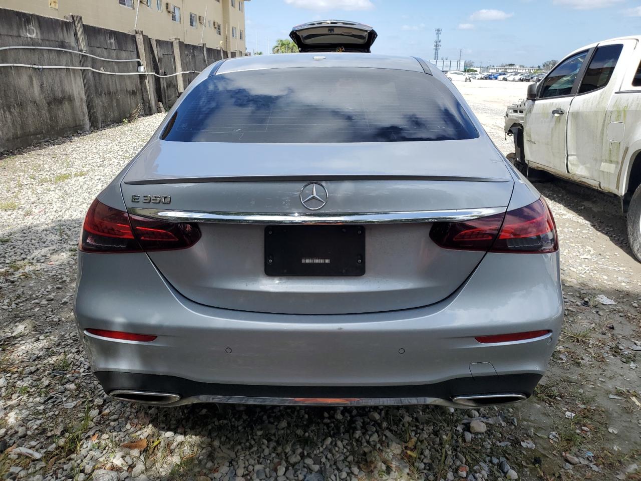 2022 MERCEDES-BENZ E-class VIN W1KZF8DB8NB022412 photo 6