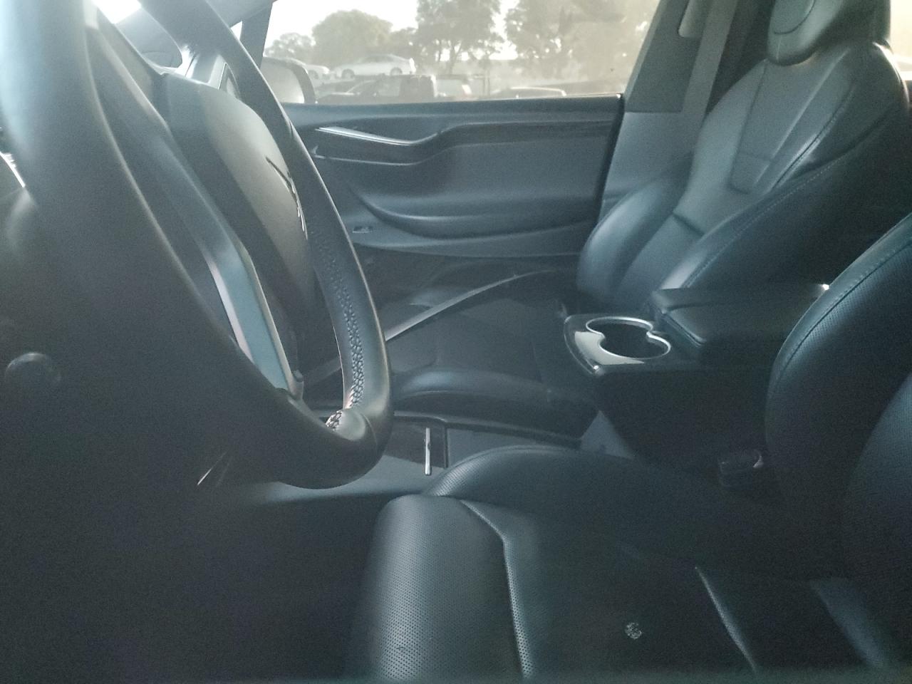 2017 TESLA Model x VIN 5YJXCDE27HF027331 photo 7