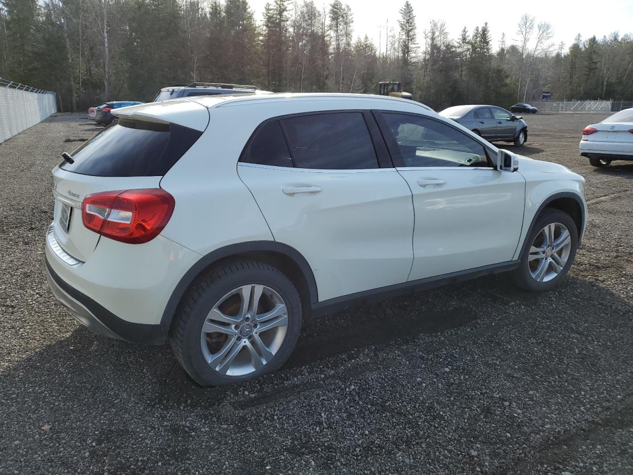 2017 MERCEDES-BENZ Gla-class VIN WDCTG4GB2HJ326759 photo 3