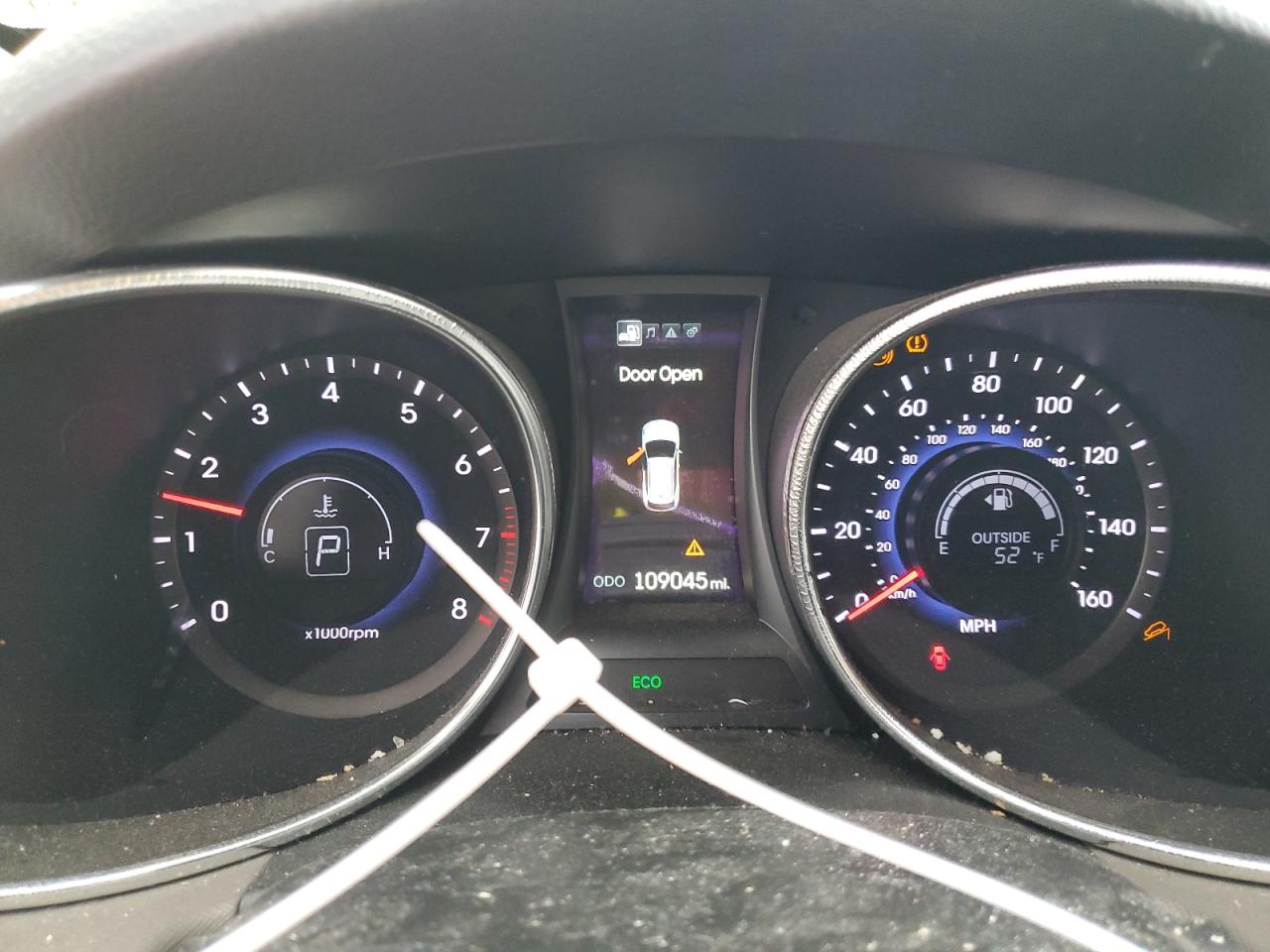 2013 HYUNDAI Santa fe VIN 5XYZU3LA4DG077083 photo 9