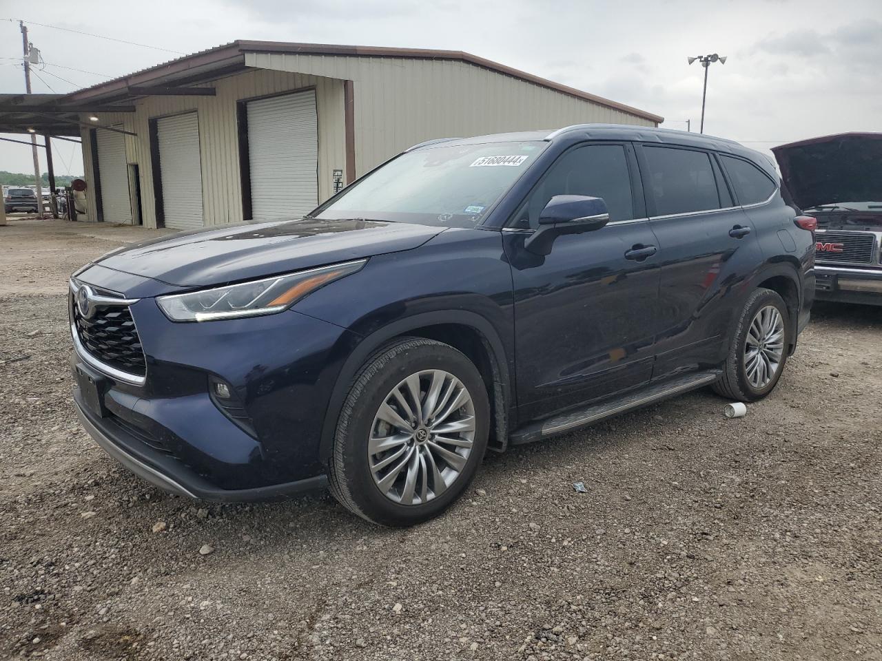 2023 Toyota Highlander VIN 5TDFARAH1PS523955 photo 1